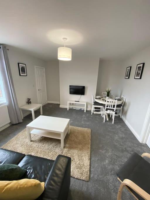 Storey Apartment Woodhorn Exterior photo